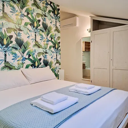 Pola - By Host Hero Πανσιόν