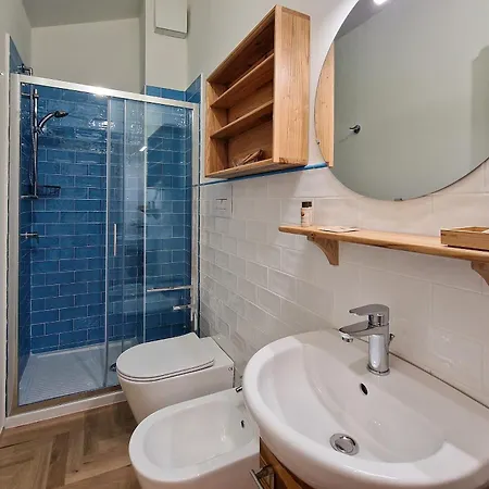 Pola - By Host Hero 3* Civitanova Marche